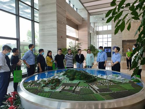 秦山核電站首次對公眾開放參觀核島反應(yīng)堆