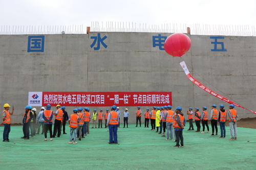 岷江龍溪口航電樞紐工程完成“一期一枯”節(jié)點目標(biāo)